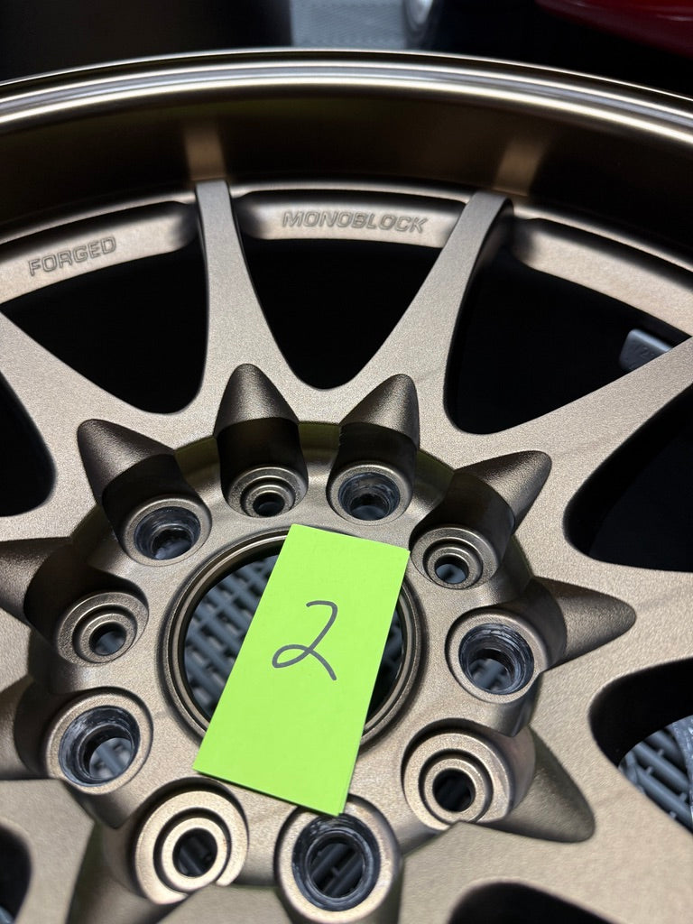 Volk Racing CE28n 17x10 +45