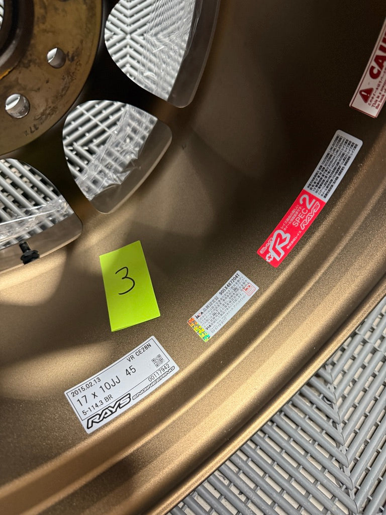 Volk Racing CE28n 17x10 +45