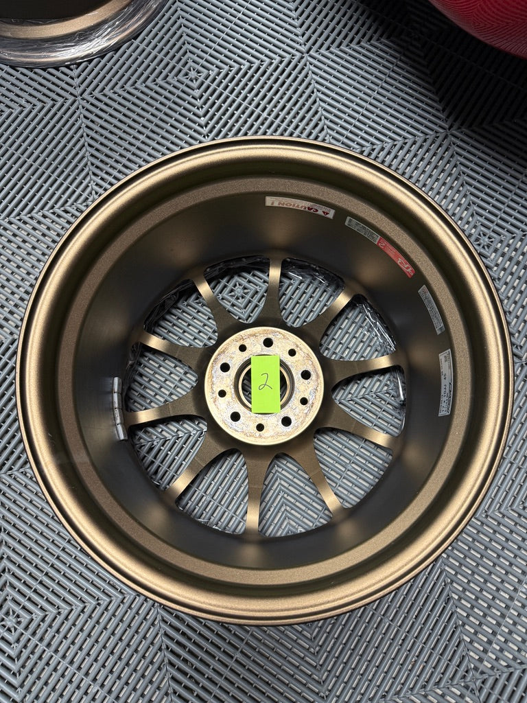 Volk Racing CE28n 17x10 +45