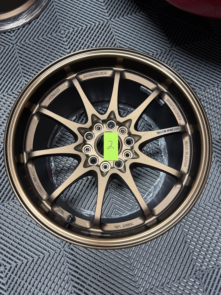 Volk Racing CE28n 17x10 +45